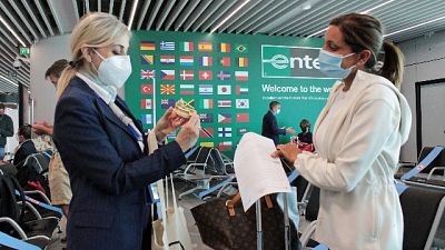 All'aeroporto di Fiumicino sorpresa per omaggi Made in Italy All'aeroporto di Fiumicino sorpresa per omaggi Made in Italy