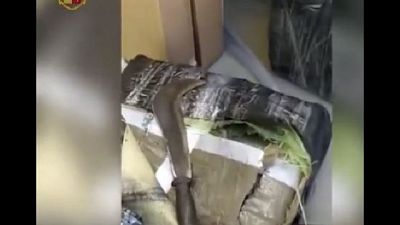 Operazione della polizia nel Torinese. Sequestrati 550mila euro Operazione della polizia nel Torinese. Sequestrati 550mila euro