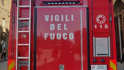 A Prato,a chiamare i soccorsi i vicini a causa del cattivo odore