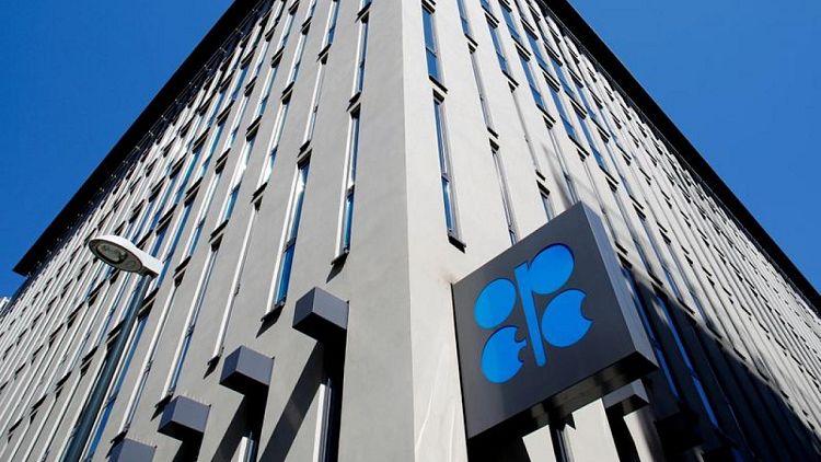 Producción petrolera de la OPEP sube en mayo, limitada por pérdidas de Nigeria e Irán: sondeo