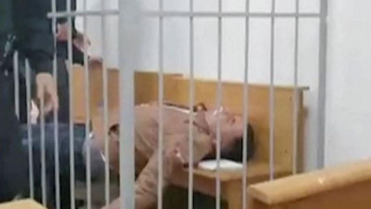 Belarusian prisoner tries to cut own throat in court hearing -local media
