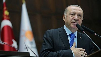 الرئيس التركي يقول إنه سيعلن يوم الجمعة عن "أخبار سارة" بخصوص احتياطيات الغاز في البحر الأسود الرئيس التركي يقول إنه سيعلن يوم الجمعة عن "أخبار سارة" بخصوص احتياطيات الغاز في البحر الأسود