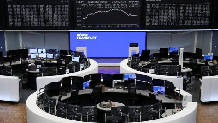European stocks hover near record high as oil shares bounce