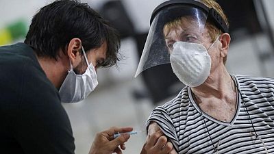 Argentina, al borde de 80.000 muertes por COVID-19 tras estricto confinamiento Argentina, al borde de 80.000 muertes por COVID-19 tras estricto confinamiento
