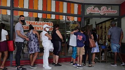 Gobierno cubano aprueba un estatus legal para las empresas privadas Gobierno cubano aprueba un estatus legal para las empresas privadas