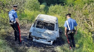 Nelle campagne di Gassino, indagano i carabinieri Nelle campagne di Gassino, indagano i carabinieri
