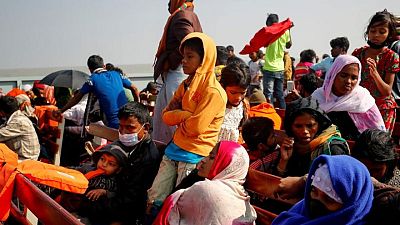 Rohingya Muslim refugees 'injured in protests' on isolated island during UNHCR visit Rohingya Muslim refugees 'injured in protests' on isolated island during UNHCR visit