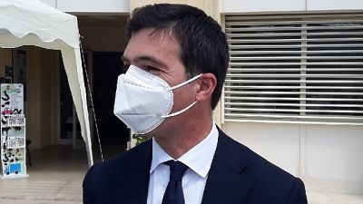 34 casi/100mila abitanti. Se dati restano sotto 50 cambio 21/6 34 casi/100mila abitanti. Se dati restano sotto 50 cambio 21/6