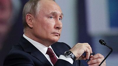 Putin says U.S. threats smack of Soviet Union's fatal mistakes
