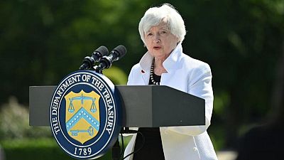 Yellen dice subir tasas de interés sería "una ventaja" para EEUU y Fed: Bloomberg Yellen dice subir tasas de interés sería "una ventaja" para EEUU y Fed: Bloomberg