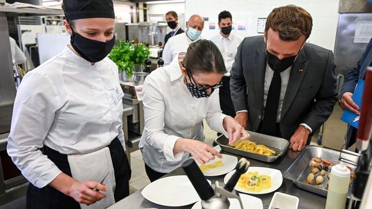 Macron promises to help restaurants deal with post-pandemic staff shortage