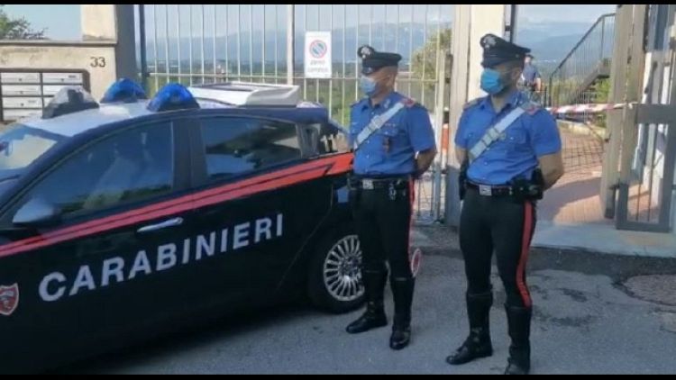 Carabinieri trovano bossolo, forse colpito da proiettile