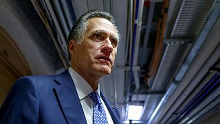 El republicano Romney dice que el plan de infraestructuras de los dos partidos no subirá impuestos