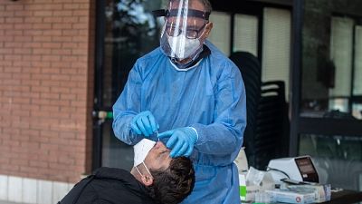 Nelle ultime 24 ore 13 casi, nessun morto, solo 5700 vaccini Nelle ultime 24 ore 13 casi, nessun morto, solo 5700 vaccini
