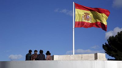 La deuda pública española baja en 2021 y queda por debajo del objetivo La deuda pública española baja en 2021 y queda por debajo del objetivo