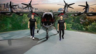 Archer's flying taxi makes splashy debut in heated market Archer's flying taxi makes splashy debut in heated market