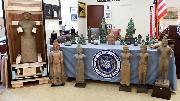 United States returns 27 stolen antiquities to Cambodia