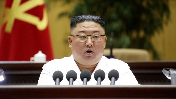 وكالة : الزعيم الكوري الشمالي يدعو إلى تعزيز القوة العسكرية للبلاد