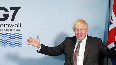 Boris Johnson reconoce "seria preocupación" por variante Delta, podría aplazar fin de restricciones