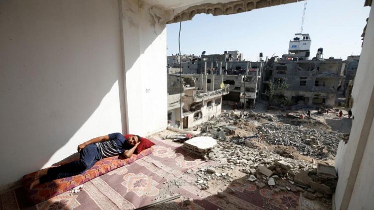 الاتصالات بخط ساخن للدعم النفسي مستمرة من غزة حتى بعد توقف القتال