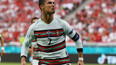 Ronaldo marca doblete y supera a Platini como máximo goleador en la historia de la Eurocopa