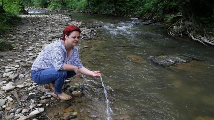 جائزة "نوبل الخضراء" لبوسنية عن جهودها في حماية أحد الأنهار