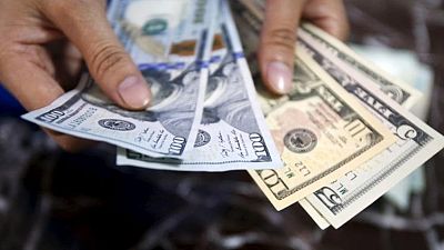 FOREX-Dólar pierde fuerza tras últimos comentarios de la Fed; el bitcóin se desploma FOREX-Dólar pierde fuerza tras últimos comentarios de la Fed; el bitcóin se desploma