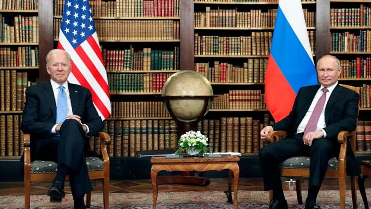 بوتين يأمل أن يكون اجتماعه مع بايدن مثمرا