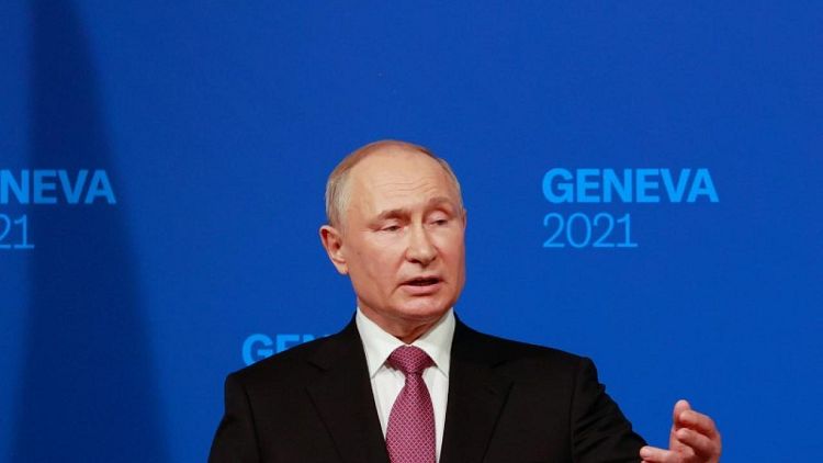بوتين: روسيا وأمريكا ستبدآن محادثات حول تغييرات محتملة في معاهدة نيو ستارت