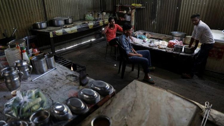 India's roadside restaurateurs count cost of pandemic