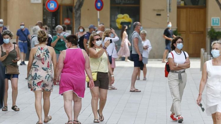 España eliminará la obligación del uso de mascarillas al aire libre a partir del 26 de junio