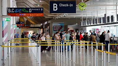 Alemania retira a Francia, Grecia y parte de España de la lista de riesgo por COVID Alemania retira a Francia, Grecia y parte de España de la lista de riesgo por COVID