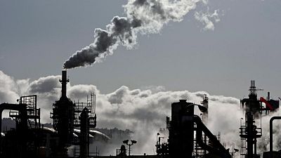 Global carbon price floor would limit global warming - IMF staff Global carbon price floor would limit global warming - IMF staff
