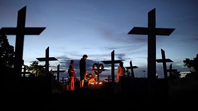 Brasil registra 2.495 nuevas muertes por COVID-19; número de casos se dispara Brasil registra 2.495 nuevas muertes por COVID-19; número de casos se dispara