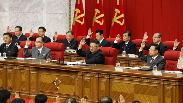 زعيم كوريا الشمالية يشدد قواعد انضباط الحزب الحاكم ويعين أعضاء جددا بالمكتب السياسي