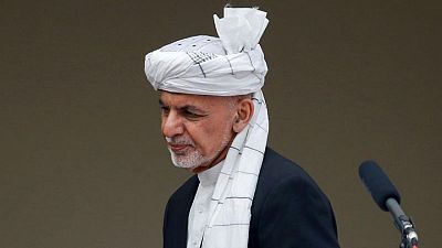 الرئيس الأفغاني يستبدل وزيرين بارزين وقائد الجيش مع تصاعد العنف الرئيس الأفغاني يستبدل وزيرين بارزين وقائد الجيش مع تصاعد العنف
