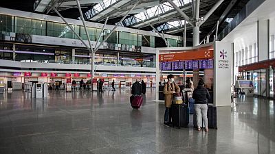 Poland tightens COVID quarantine rules for travellers from Britain Poland tightens COVID quarantine rules for travellers from Britain