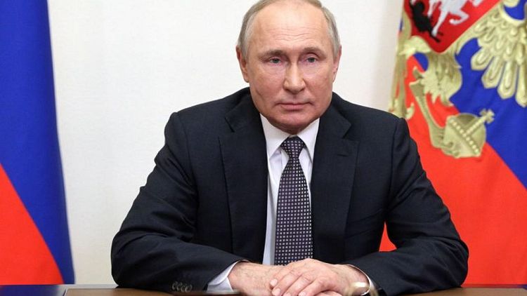 Kremlin views idea for EU summit with Putin "positively"