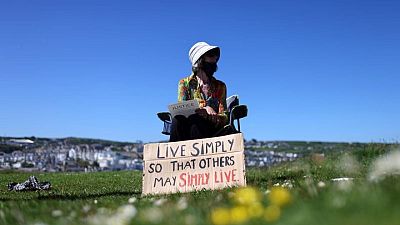 Britain risks missing climate targets due to lack of policies -advisers Britain risks missing climate targets due to lack of policies -advisers