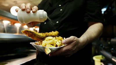 UK to ban daytime junk food adverts on TV and online UK to ban daytime junk food adverts on TV and online