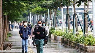 إندونيسيا تسجل 20574 إصابة بكورونا في ارتفاع يومي قياسي