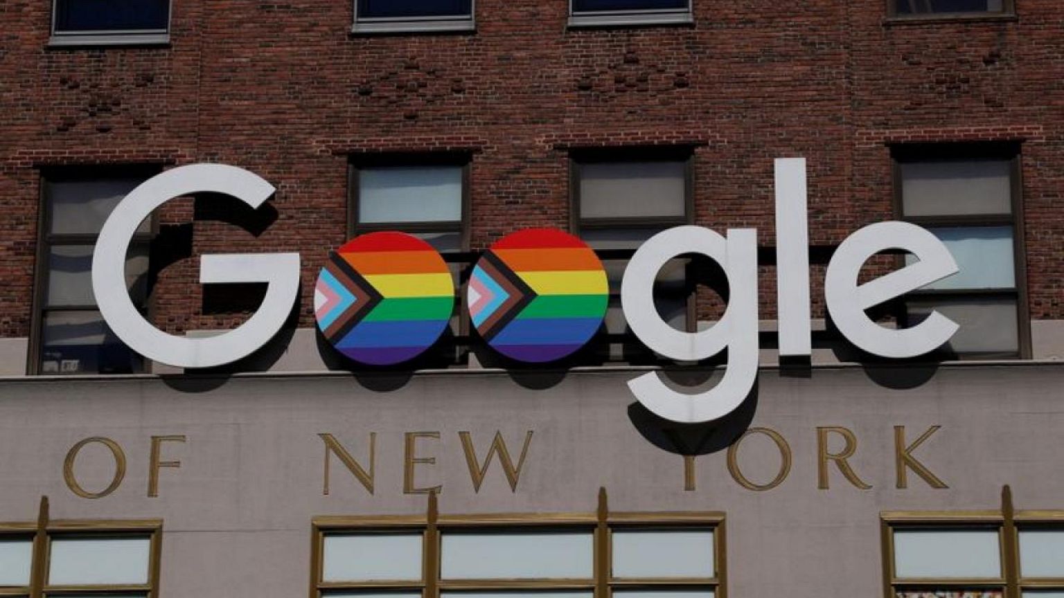 Google delays Chrome's blocking of tracking cookies to late 2023