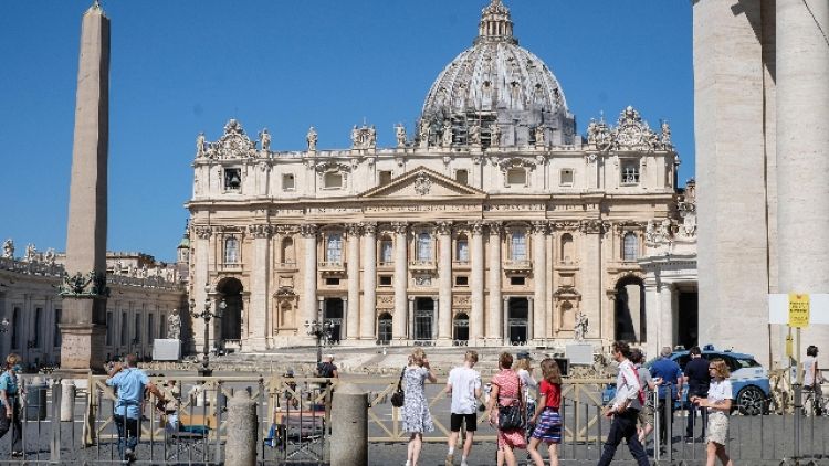 Polizia lo ha fermato mentre si dirigeva verso la Basilica