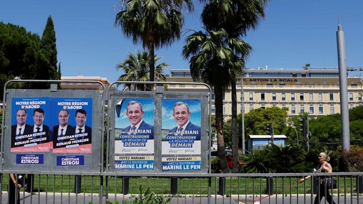 French presidential hopefuls seek momentum in regional election run-offs
