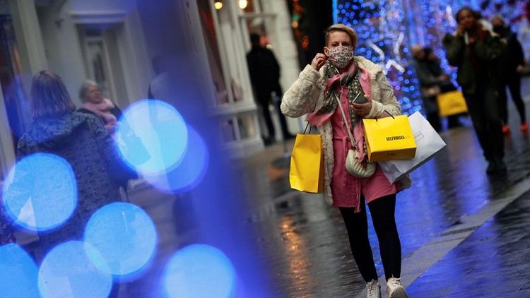 UK shopper numbers flat last week on variable weather -Springboard