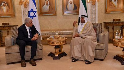 En inauguración de embajada en EAU, Israel dice a la región: "Estamos aquí para quedarnos" En inauguración de embajada en EAU, Israel dice a la región: "Estamos aquí para quedarnos"
