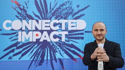 "Bastón inteligente" aporta avances tecnológicos a personas con discapacidad visual "Bastón inteligente" aporta avances tecnológicos a personas con discapacidad visual