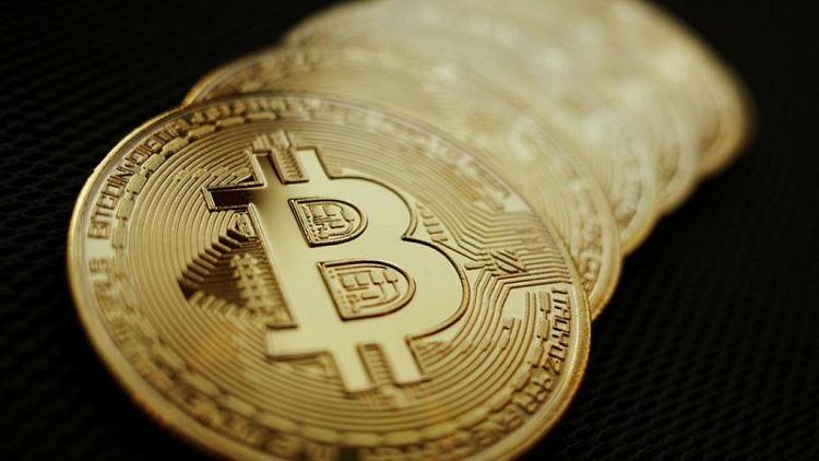 Bitcoin rises 5.4% to $36,361.69