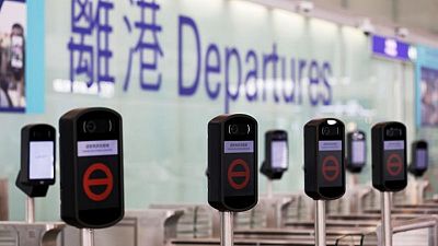 Hong Kong's UK flight ban leaves students stranded, parents in despair Hong Kong's UK flight ban leaves students stranded, parents in despair