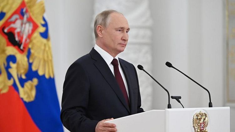 Putin says time will come when I name my possible successor